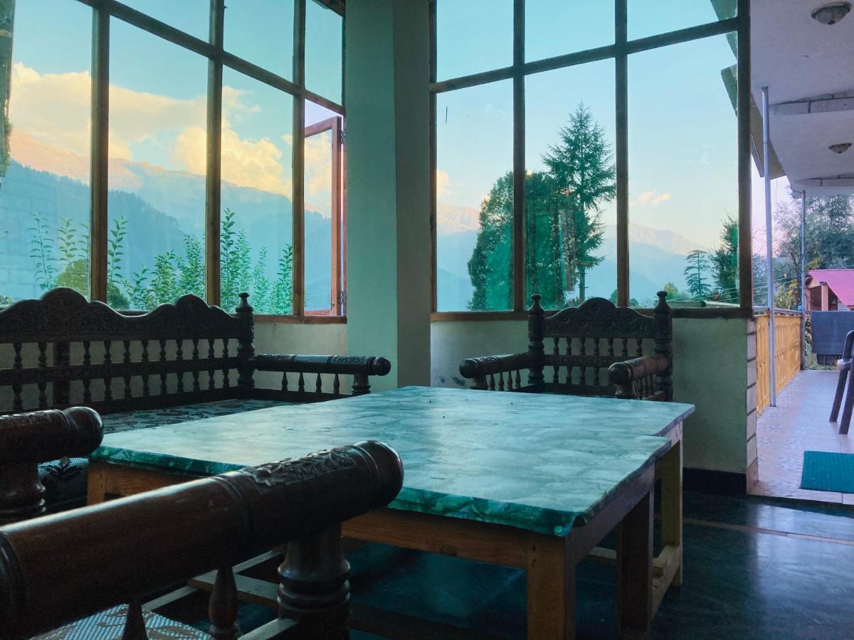 Woods Villa- A Luxury Mountains View Cottages Manāli Exterior foto