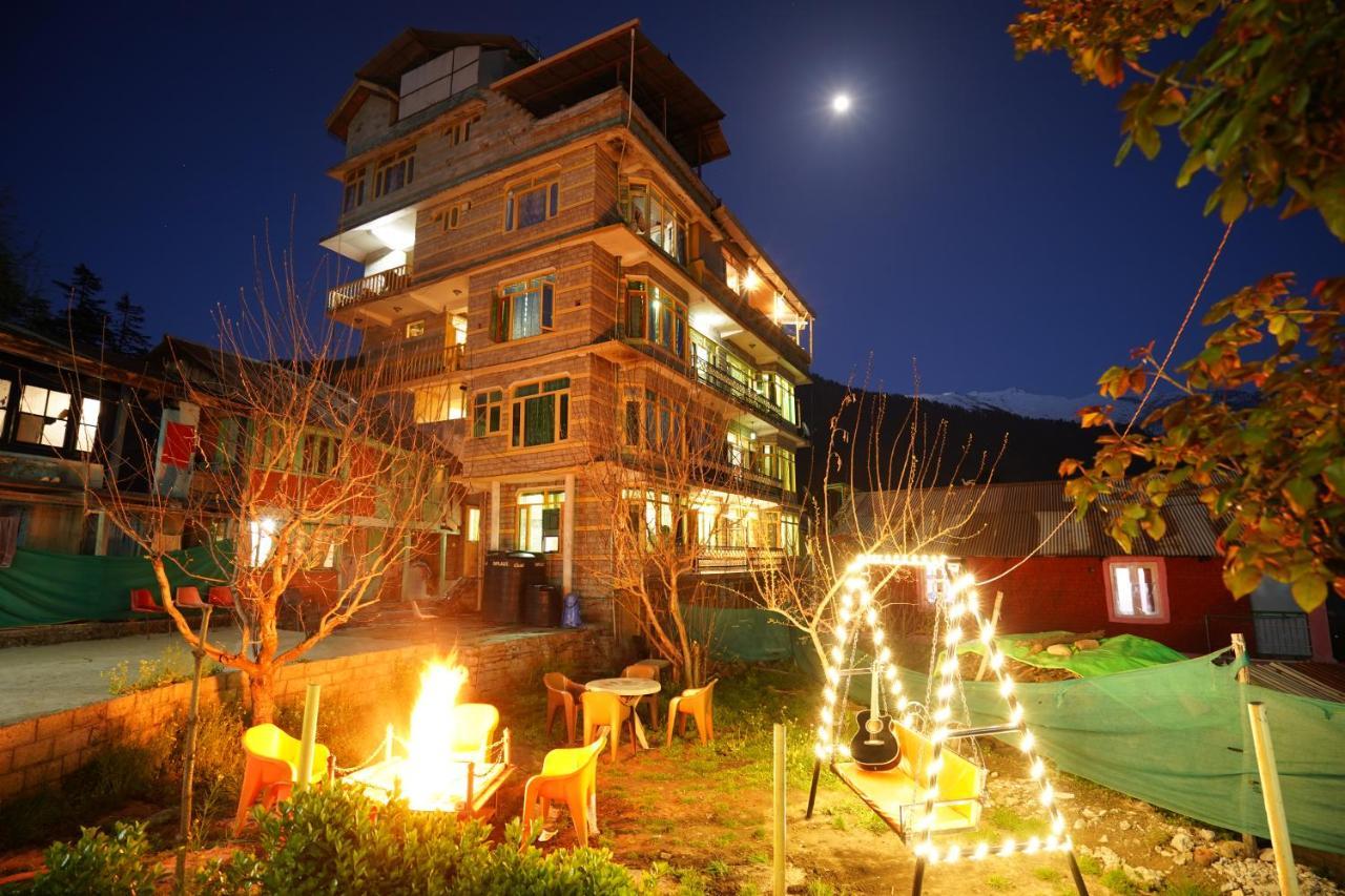 Woods Villa- A Luxury Mountains View Cottages Manāli Exterior foto