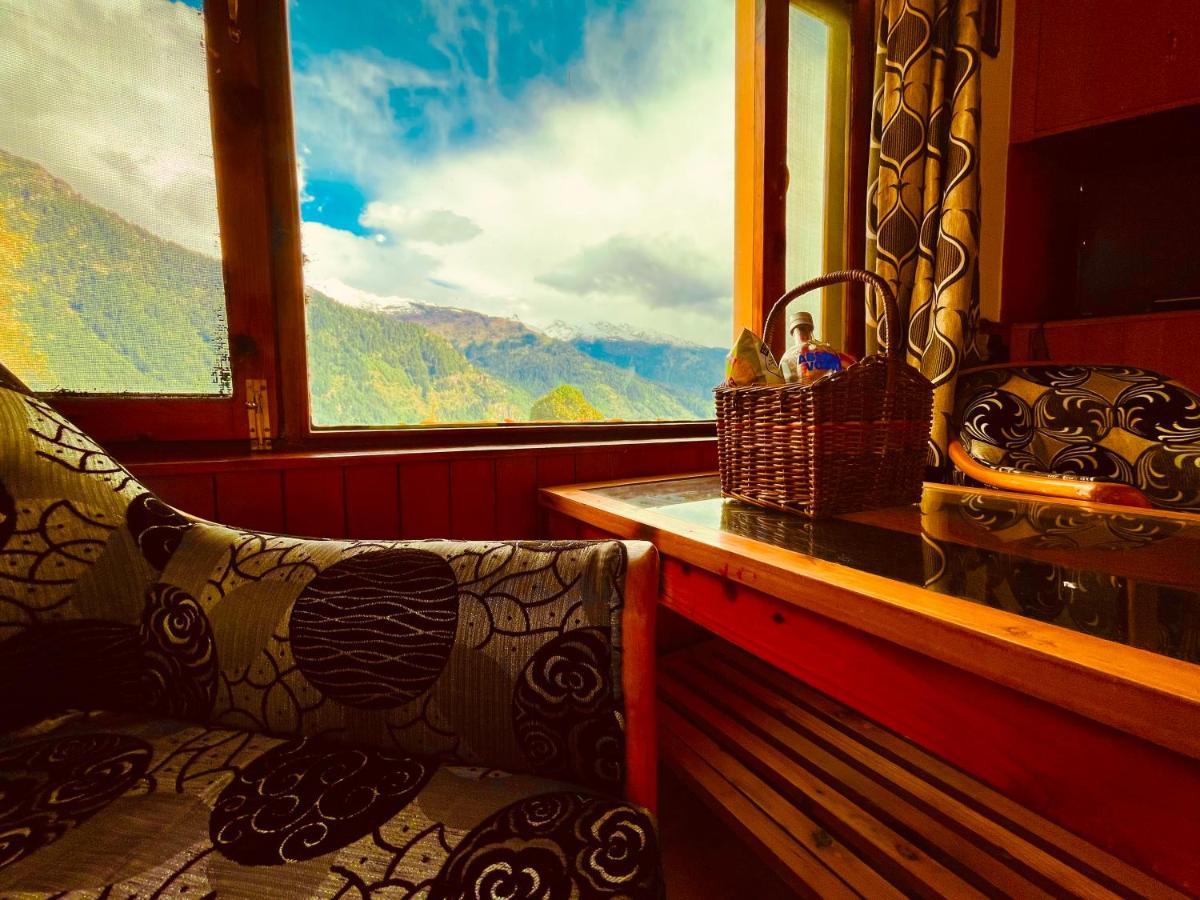 Woods Villa- A Luxury Mountains View Cottages Manāli Exterior foto