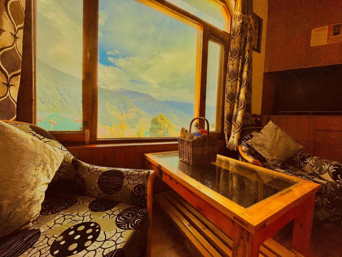 Woods Villa- A Luxury Mountains View Cottages Manāli Exterior foto