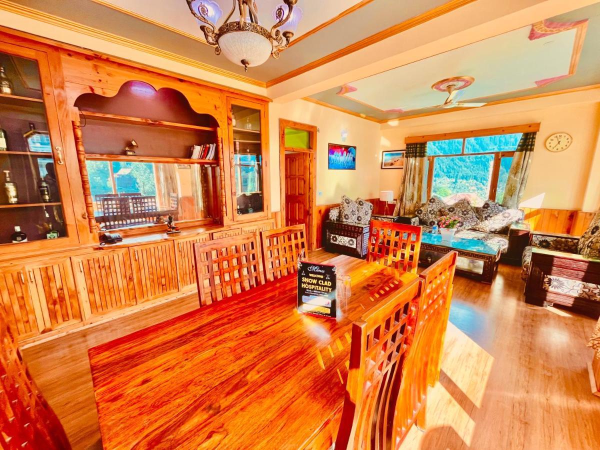 Woods Villa- A Luxury Mountains View Cottages Manāli Exterior foto